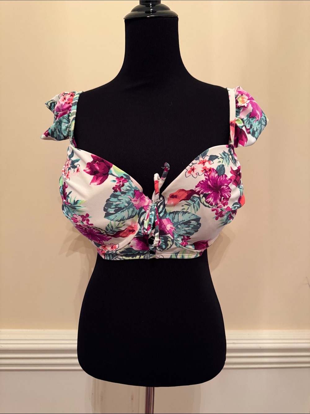 Smart & Sexy Swim White Floral Tie-Front Crop‎ Top with Pink & Teal Flowers 38DD